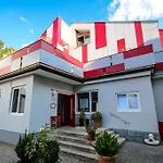 Jugendhotel Egger - Youth Ландскрон