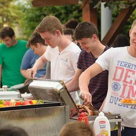 Jugendhotel Egger - Youth * Landskron