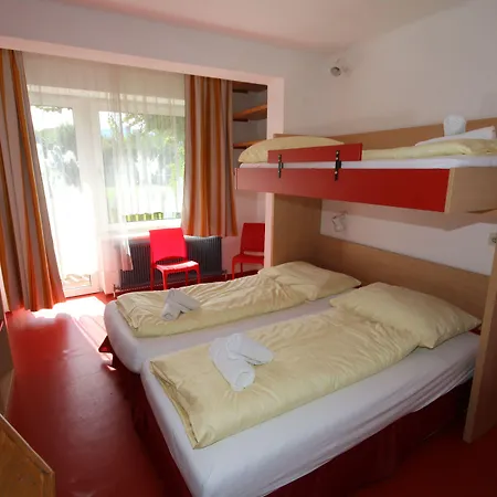 Jugendhotel Egger - Youth * Landskron