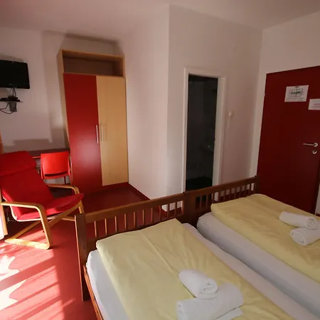 Hostel Jugendhotel Egger - Youth *