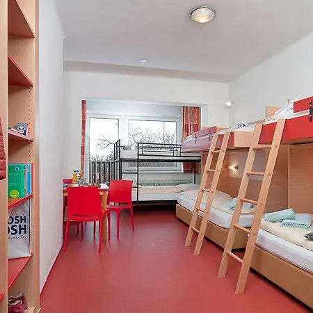 بيت شباب Jugendhotel Egger - Youth Landskron