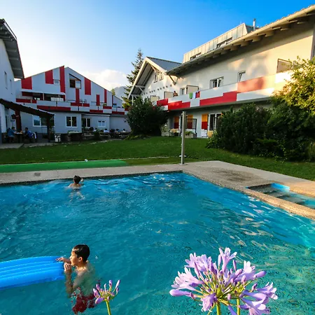 Vandrerhjem Jugendhotel Egger - Youth Landskron