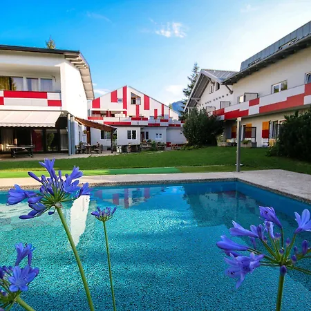 Jugendhotel Egger - Youth Hostel *