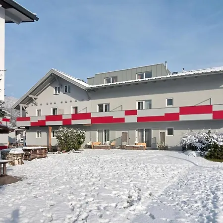 Jugendhotel Egger - Youth * Landskron