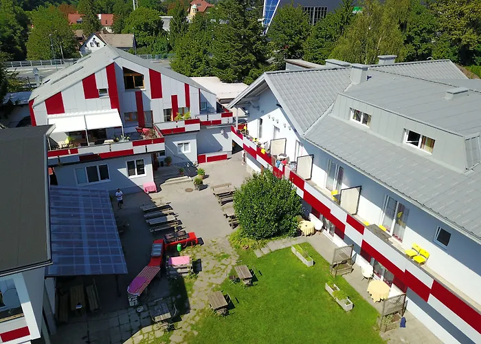 Jugendhotel Egger - Youth Hostel