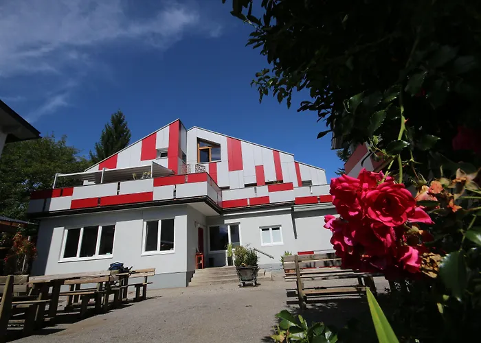 Jugendhotel Egger - Youth Landskron