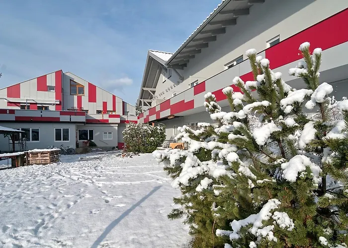 Jugendhotel Egger - Youth Landskron