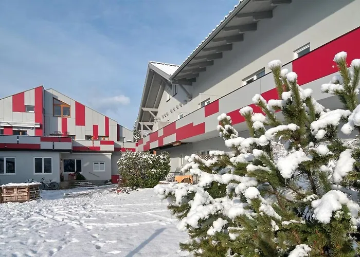 Jugendhotel Egger - Youth Hostel *